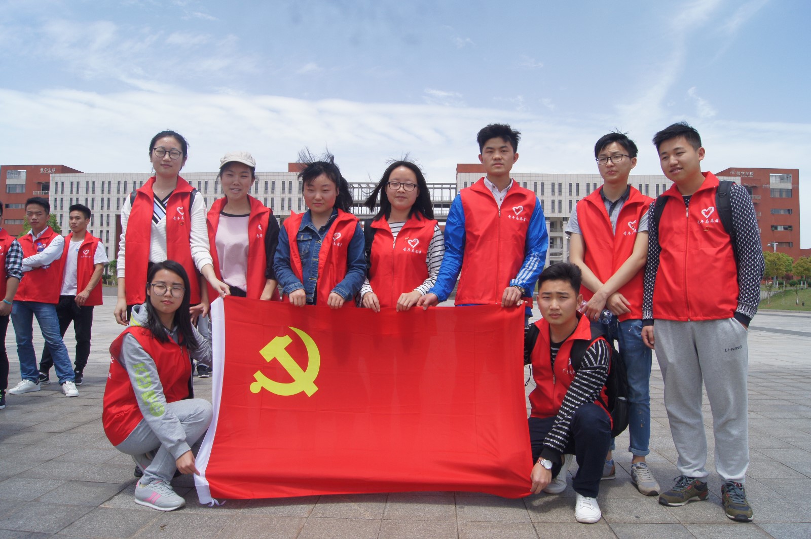 3  院党委副书记钟益兰荣获“新余市优秀党务工作者”荣誉称号.jpg